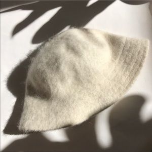 Vintage cream angora bucket hat